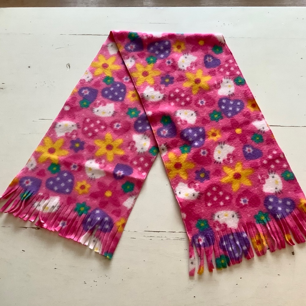 Sanrio Hello Kitty double sided fleece scarf